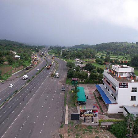 Hotel White Lotus Dungarpur Exteriör bild
