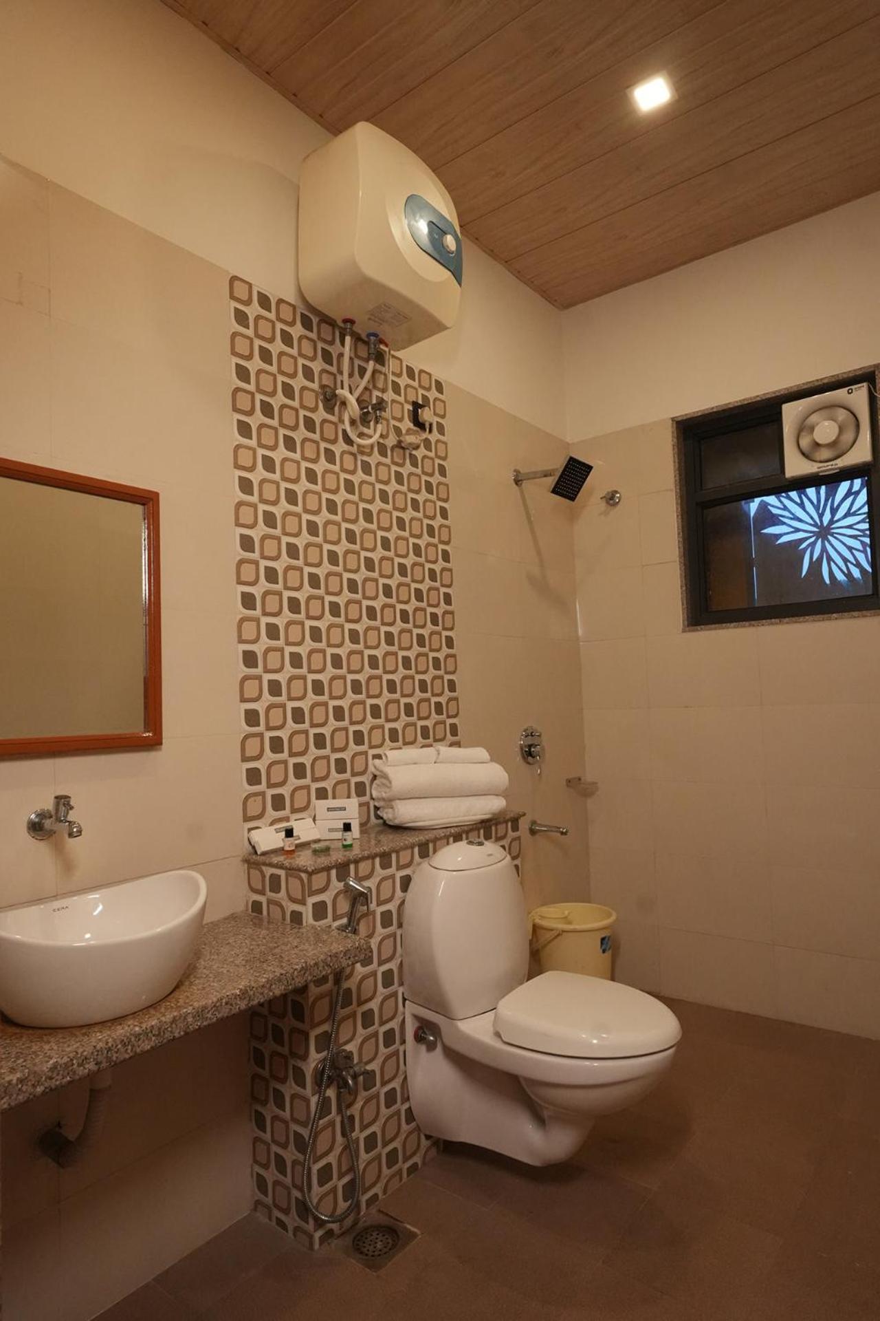Hotel White Lotus Dungarpur Exteriör bild
